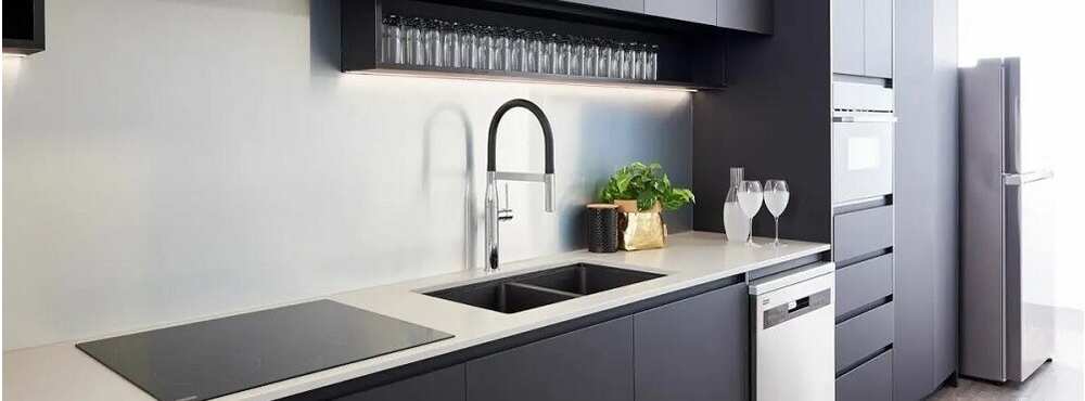 Як правильно розмістити мийку на кухні: зручність, ергономіка та помилки - Зображення