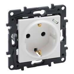 Розетка комбинированная 2К+3 16A+USB Тип C 1,5A 250В автоматические клеммы Niloe Step 864127 Legrand - зображення 1