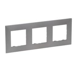 Рамка 3-местная Niloe Step Сталь 863493 Legrand - зображення 1