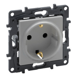 Розетка силова 2К+З 16А 250В гвинтові клеми Niloe Step Алюміній 863321 Legrand - зображення 1