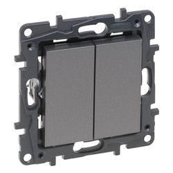 Переключатель 2-клавишный 10А автоматические клеммы Niloe Step Сталь 863408 Legrand - зображення 1