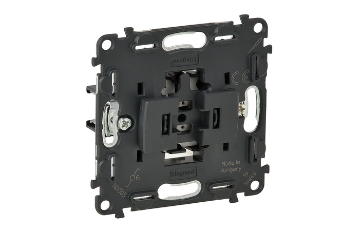 Перемикач 1-клавішний прохідний Valena 752027 Legrand - Зображення 164735374-3d30f.jpg