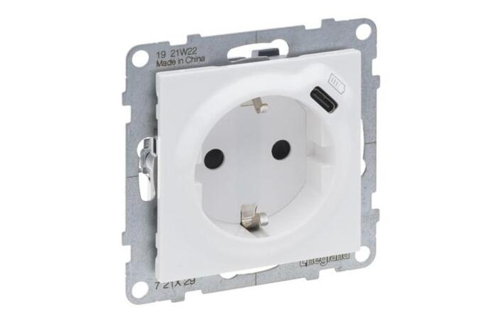 Розетка комбинированная со шторками 2К+С 16A+USB Тип C 1,5A 250В Suno 721129 Legrand - Зображення 172630299-da4bc.jpg