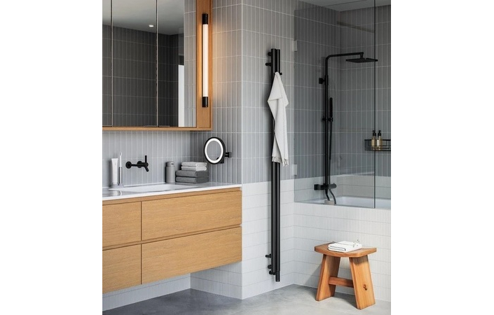 Рушникосушка Rolo Hanger E 1200x95 Ral 9005 matt WLROW120009K9M5E8TS1D Terma - Зображення 192226208-7c974.jpg