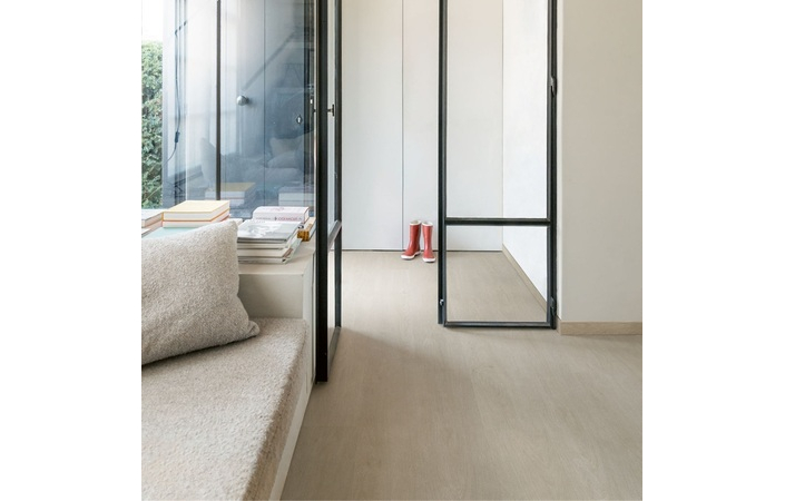 Виниловый пол Liv Дуб темно-коричневый атласный 184,15x1219,2x2,5 Quick-Step - Зображення 209697473-2dfb3.jpeg