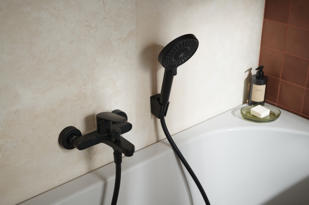 Змішувач для ванни OTAVA BLACK 5554-010-81 KFA ARMATURA - Зображення 110019479-08a45.jpg