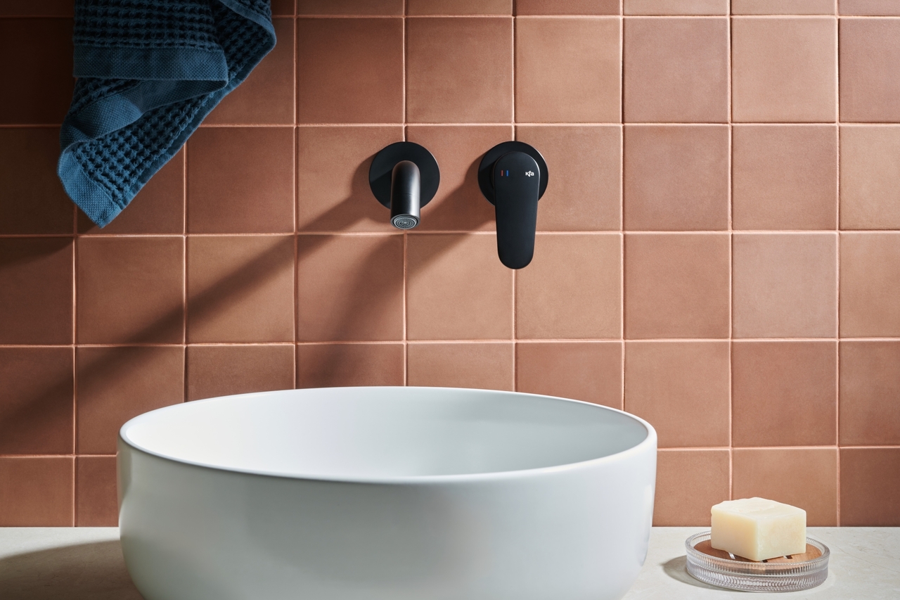 Змішувач для умивальника OTAVA BLACK 5559-810-81 KFA ARMATURA - Зображення 110023792-9f625.jpg