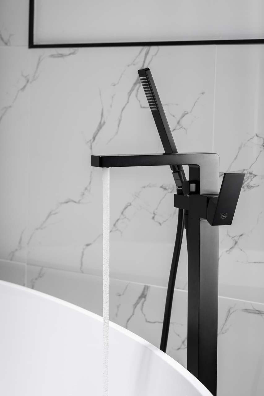 Змішувач для ванни LOGON BLACK 5135-510-81 KFA ARMATURA - Зображення 164707648-2578b.jpg