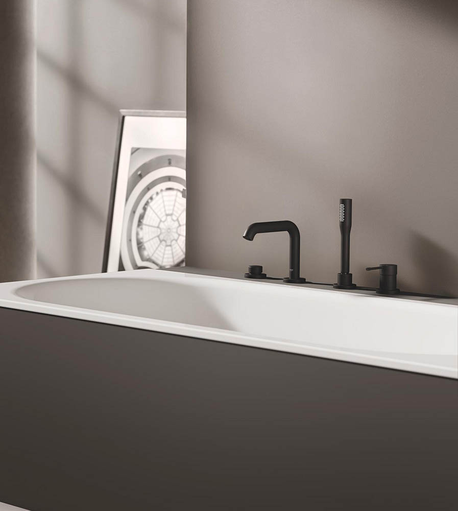 Змішувач для ванни Essence 25251KF1 Black Grohe - Зображення 164730915-f6646.jpg