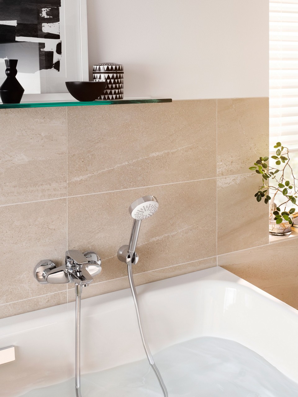 Змішувач для ванни DN 15 Pure&Solid (346810575), Kludi - Зображення 170590-9d94f.jpg