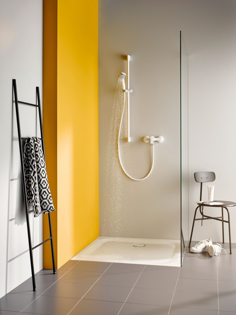 Змішувач для душу DN 15 Pure&Easy (378419165) білий, Kludi, - Зображення 170741-29296.jpg