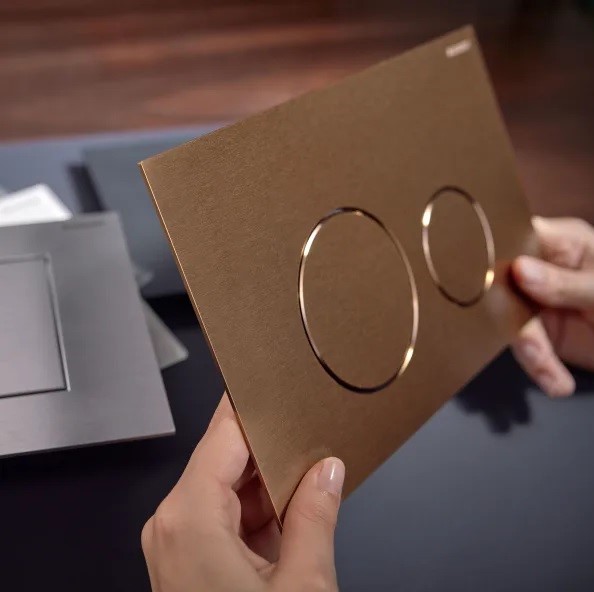 Кнопка зливу Sigma 40 Round 115.628.QB.1 Червоне золото Geberit - Зображення 188746713-f319d.jpg