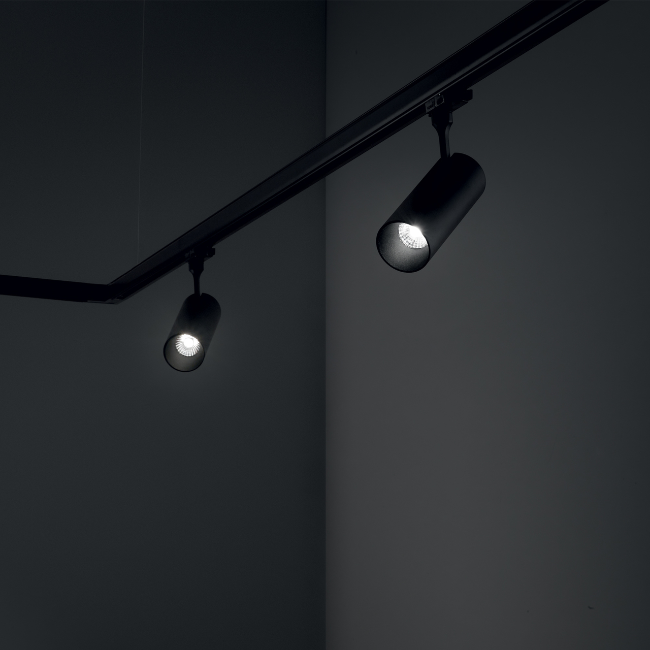 Трековий світильник SMILE 15W CRI80 24° 4000K BK (189628), IDEAL LUX - Зображення 189642_EM.jpg