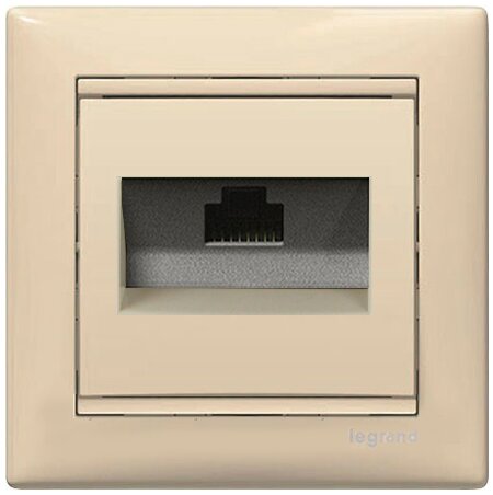 Розетка комп'ютерна RJ45 категорія 5E UTP Valena Classic Ivory 774130 Legrand - Зображення 1900552-64e5c.jpg