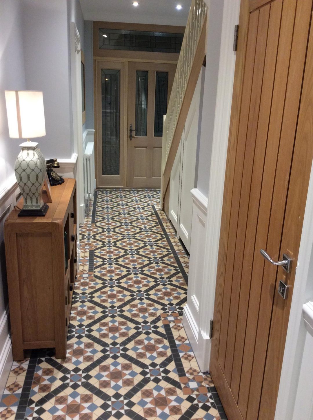 Плитка керамогранітна Dorset Marron 316x316x9 Vives - Зображення 1930407-ed5a7.jpg