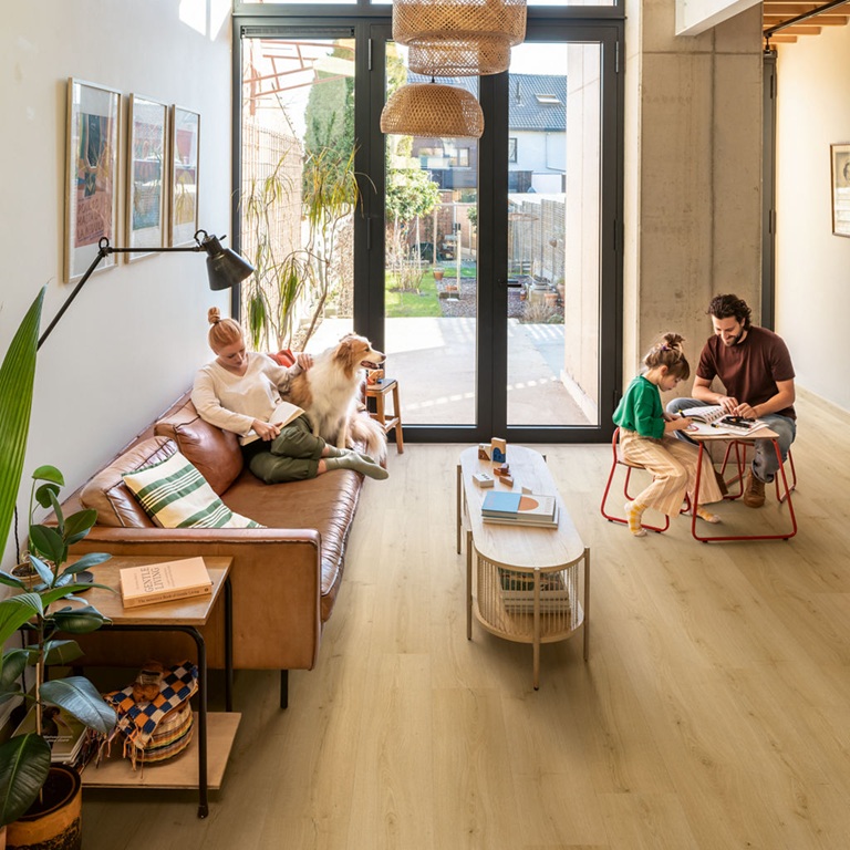 Виниловый пол Bloom Дуб шлифованный медовый 1494х209x6 Quick-Step - Зображення 209389767-9f44c.jpeg