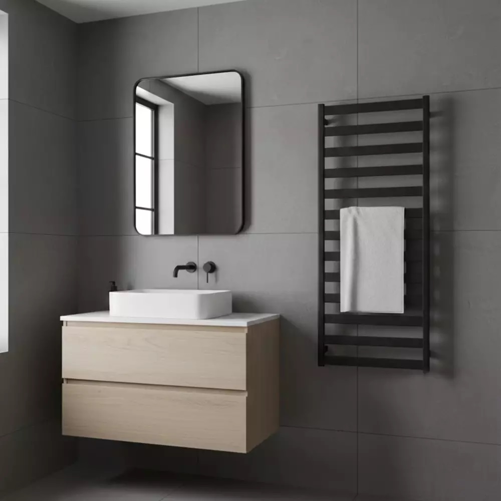 Рушникосушка Vivo One 1390x300 Ral 9005 matt WWVON139030K9M5E8P Terma - Зображення 210537834-6d3e0.jpg