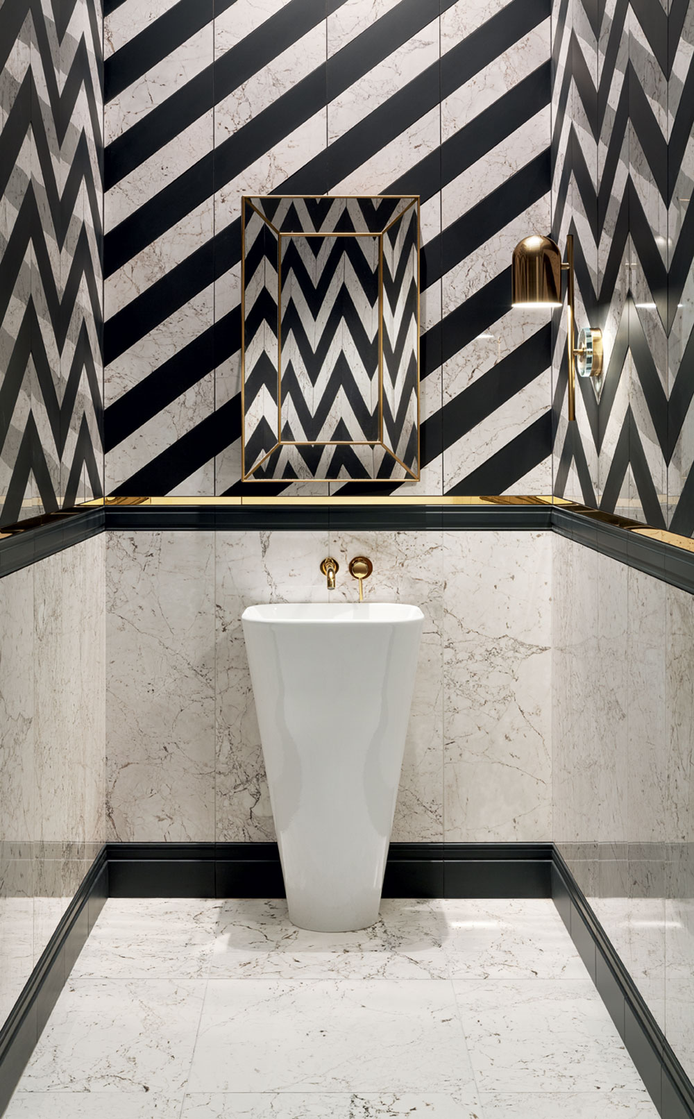 Плитка керамогранітна Sophisticated White POL 598x598x8 Tubadzin - Зображення 21160799-71e66.jpg