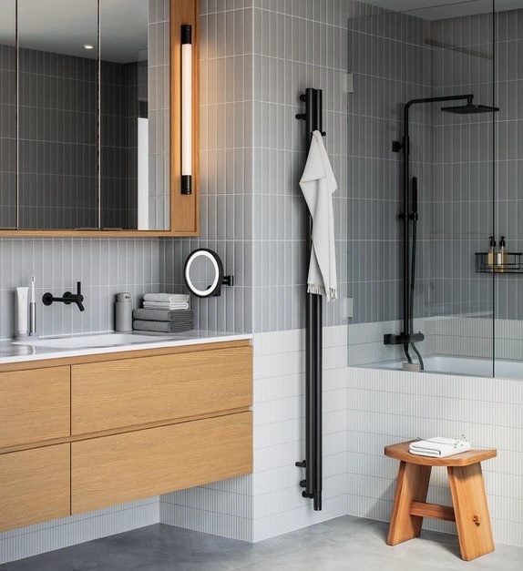 Рушникосушка Rolo Hanger 1200x95 Ral Raw Metal WGROW120009KRAWSX Terma - Зображення 213692817-89af5.jpg