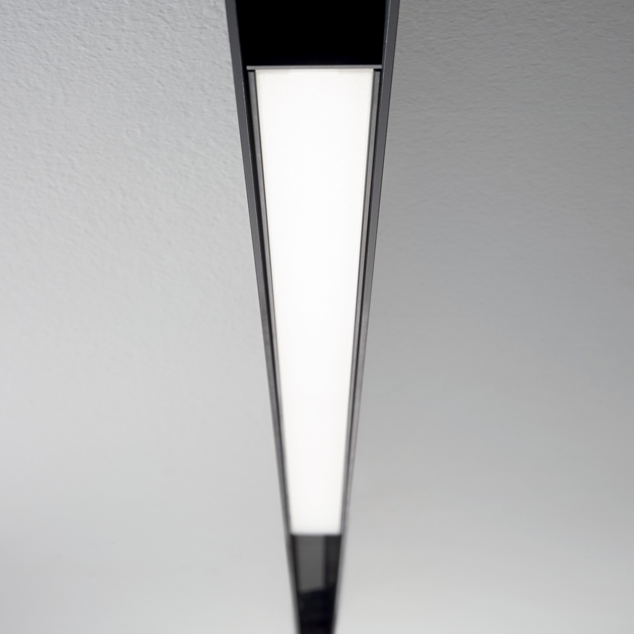 Трековий світильник ARCA WIDE 60 CM 4000K (223032), IDEAL LUX - Зображення 222950_EM.jpg