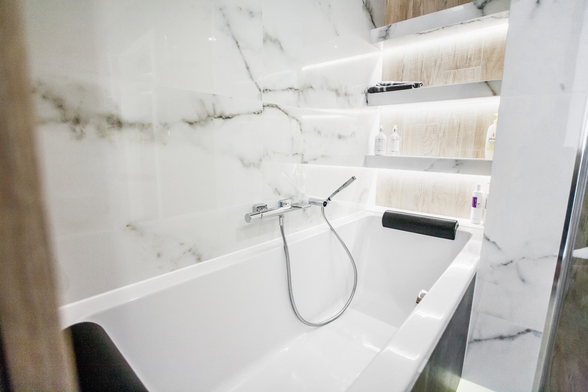 Плитка керамогранітна Carrara POL 600x1200x10 Ceramiсa Santa Claus - Зображення 280484-a1a26.jpg